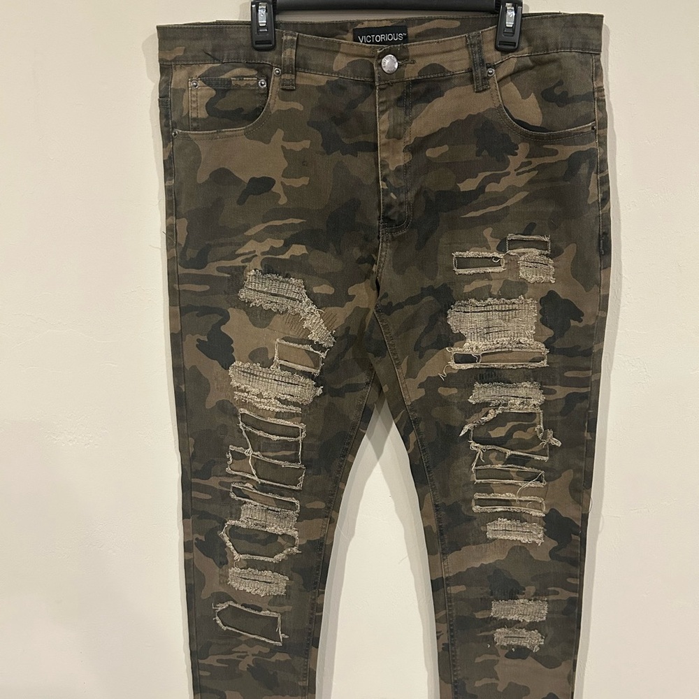 Victorious Men's Camouflage Skinny Jeans